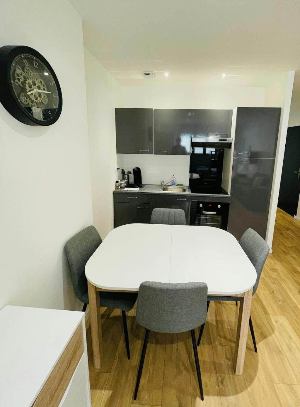 Le Chaleureux Marie Apartment Reims Exterior photo
